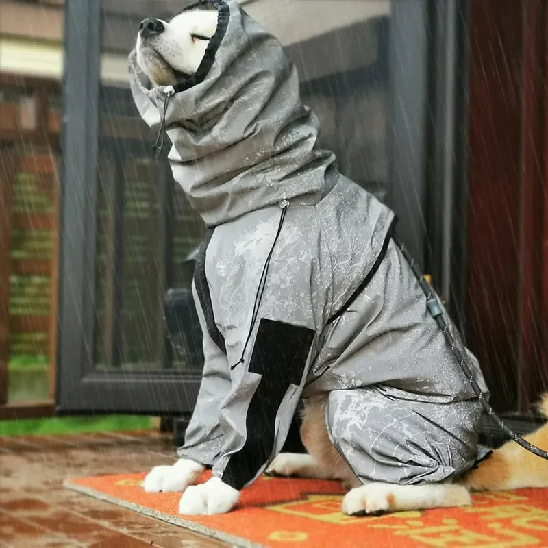 Adjustable raincoat for dogs of all sizes