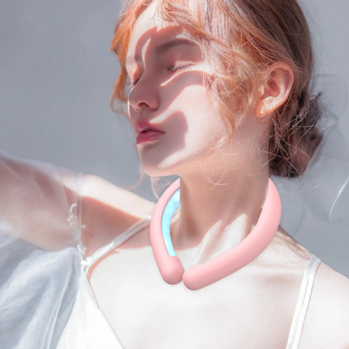 Wearable ice neck wrap summer heatstroke prevention Outdoor sports cooling tube Reusable Cold gel Neck cooler for hiking running