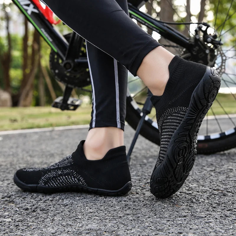 Water Shoes for Men Barefoot Quick-Dry Aqua Sock Outdoor Athletic Sport Shoes for Kayaking Boating Hiking Surfing Walking