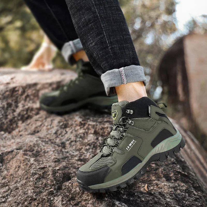 Couple Hiking Shoes Men Mountain Climbing Trekking Boots Women Non-slip Outdoor Work Ankle Boot