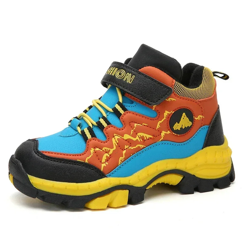 New Classic Snow Boot Boy Wear Resisting Outdoor Sports Hiking Shoes Climbing Shoes Anti Skid Claw Footwear Children Sneakers