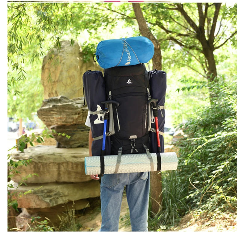 Men's 60L Large Hiking Mountaineering Backpack Climbing Hiking Backpack Camping Backpack Sport Outdoor Rucksack Bag  XA108Y