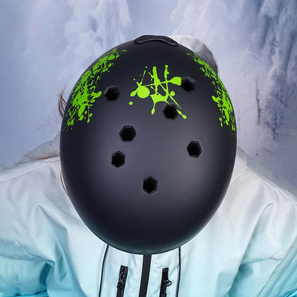 MOON Skiing Helmet Skiing Helmet Children Adult Ultralight Extreme Sports Skateboard Snowboard Helmet Snowmobile Motorcycle