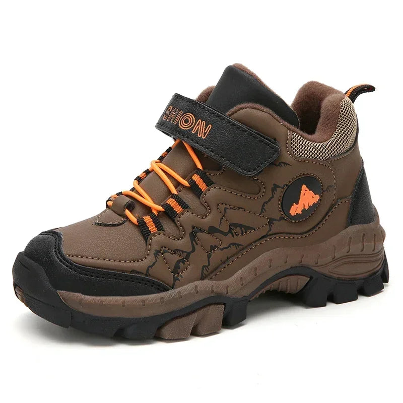 New Classic Snow Boot Boy Wear Resisting Outdoor Sports Hiking Shoes Climbing Shoes Anti Skid Claw Footwear Children Sneakers