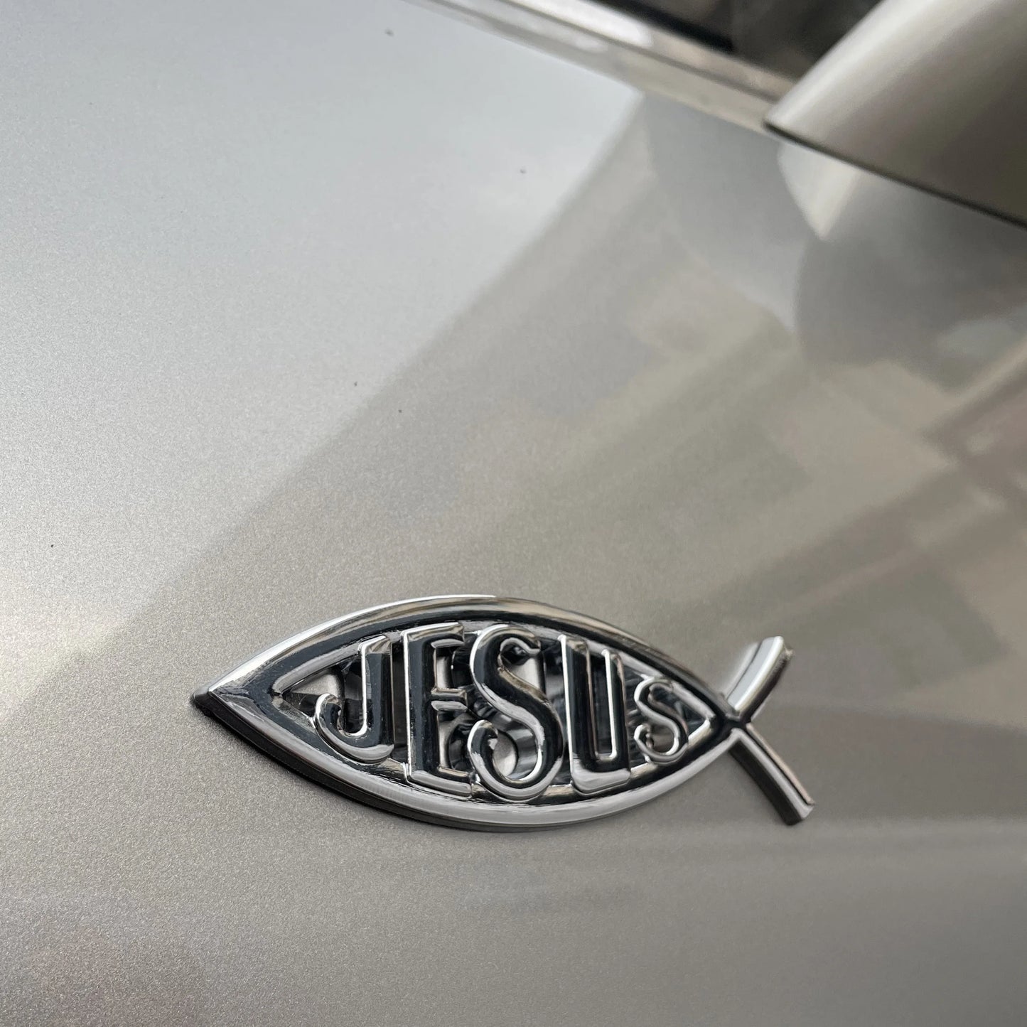 Metal Jesus Fish Stickers Applicable to Car Trunk, Fender and Rear Bumper, 3D Metal Stickers, Christian Badge