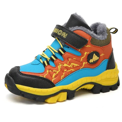 New Classic Snow Boot Boy Wear Resisting Outdoor Sports Hiking Shoes Climbing Shoes Anti Skid Claw Footwear Children Sneakers