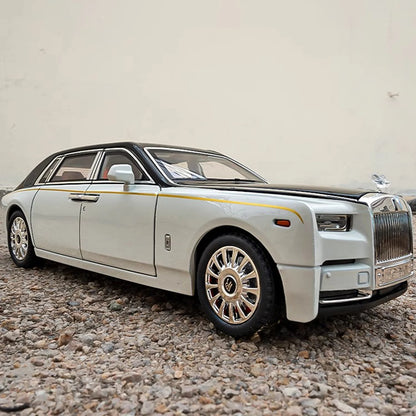 1:18 Rolls-Royce Phantom Model Car, Zinc Alloy Pull Back Toy Diecast Car with Sound and Light, Realistic Modeling Model Toy111